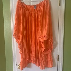 Catherine’s 5xl short sleeved Coral tunic top.